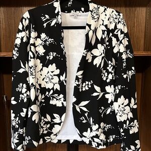 White Birch Black and White Floral Blazer Medium